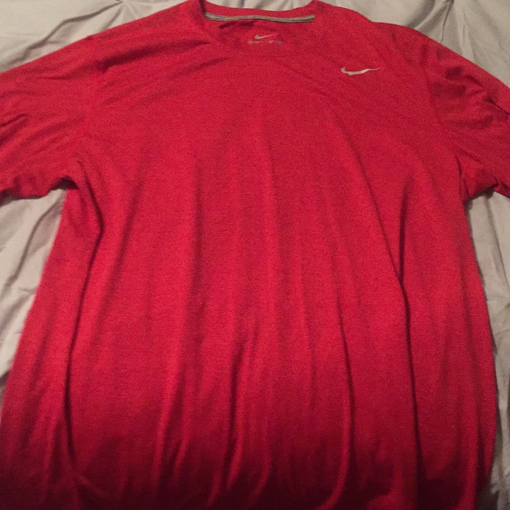 Nike T-shirt